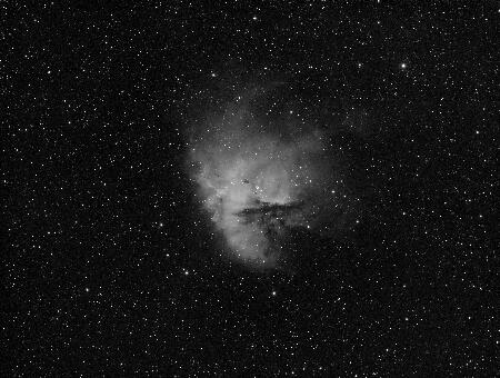 NGC281, 2019-01-20, 51x200L, APO100Q, H-alpha 7nm, ASI1600MM-Cool.jpg